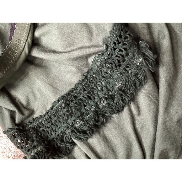 New. Robin Piccone green romper cover-up. Retails $129. XS/S - Picture 8 of 9